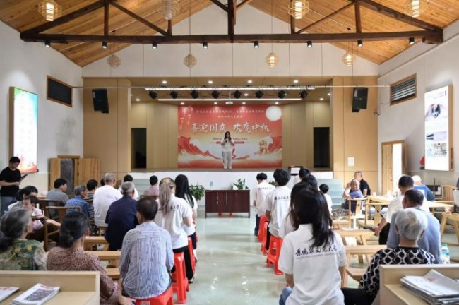 景德镇陶瓷大学“法治灯火,照亮许村”青马班暑期实践队 赴婺源县开展社会实践