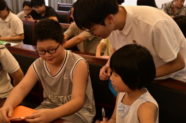 景德镇陶瓷大学“法治灯火,照亮许村”青马班暑期实践队 赴婺源县开展社会实践